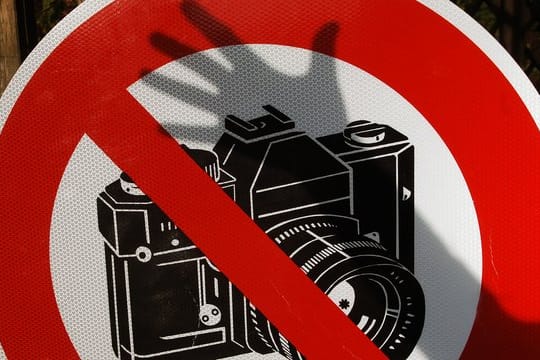 Die Sicherheit von Reportern ist nach Einschätzung der OSZE so stark bedroht wie schon lange nicht mehr.