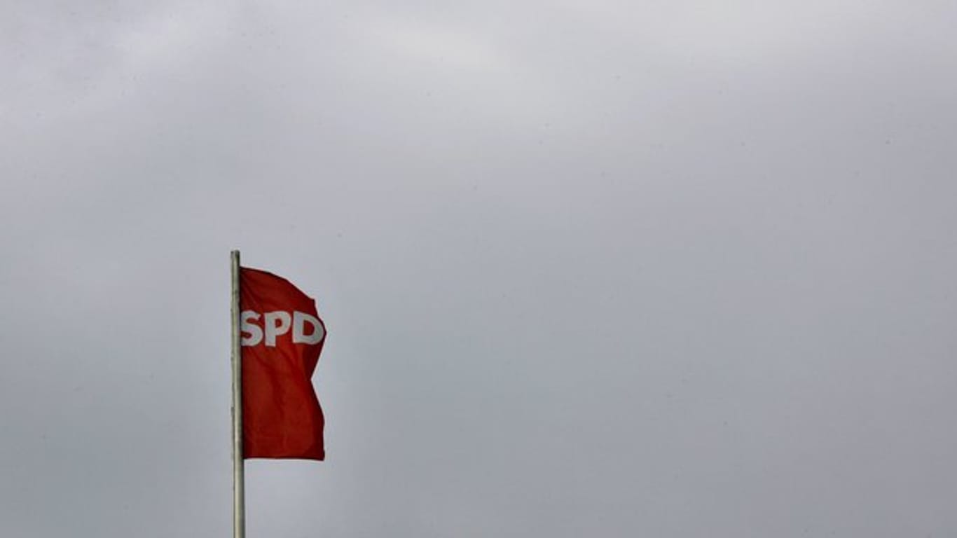 Die SPD ist laut einer Forsa-Umfrage in der Wählergunst unter die 20-Prozent-Marke gerutscht.