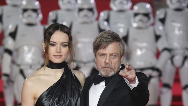 Daisy Ridley und Mark Hamill bei der Europa-Premiere von "Star Wars: Die letzten Jedi" in der Londoner Royal Albert Hall.