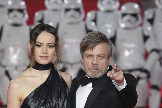 Daisy Ridley und Mark Hamill bei der Europa-Premiere von "Star Wars: Die letzten Jedi" in der Londoner Royal Albert Hall.