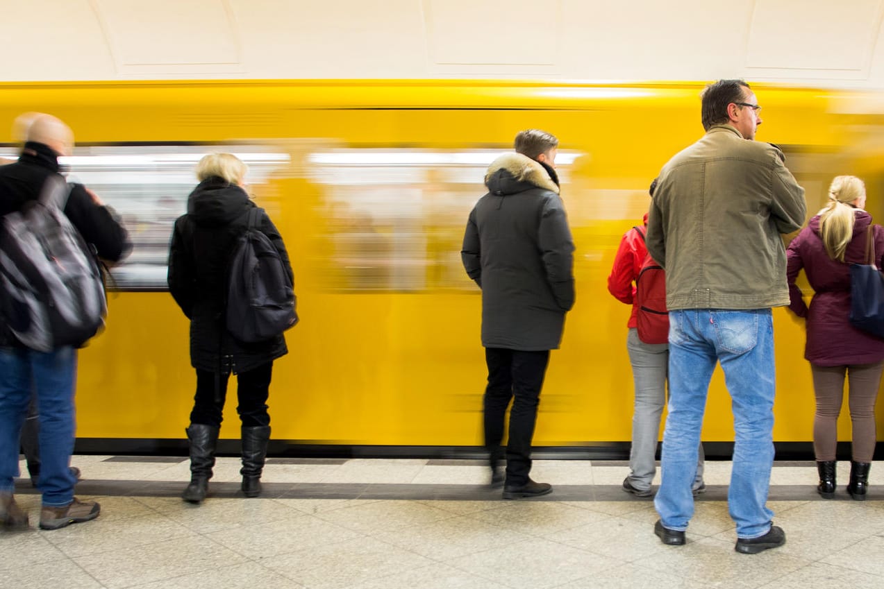 Die Zahl der Bahn- und Busfahrten hat 2017 in Deutschland zugenommen