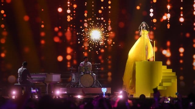 Sängerin Timebelle sang 2017 für die Schweiz beim 2. Sängerin Timebelle sang 2017 für die Schweiz beim 2.