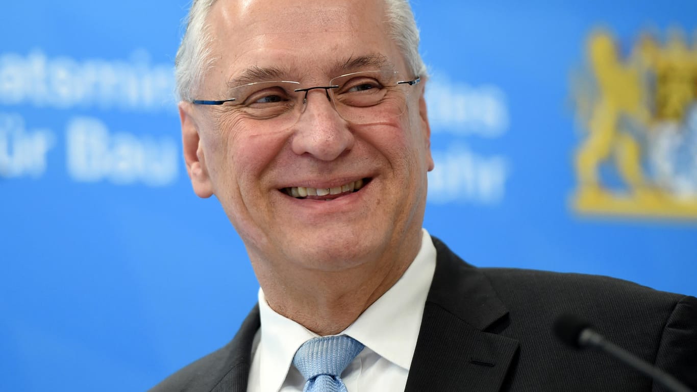 Joachim Herrmann: Der CSU-Innenminister aus Bayern kann sich beim Familiennachzug einen Kompromiss mit der SPD vorstellen.