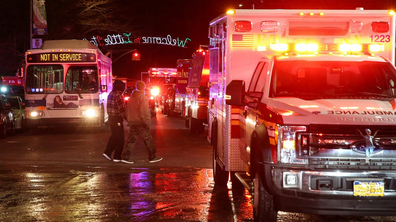 Großalarm in New York: Rund 160 Feuerwehrleute und Dutzende weitere Rettungskräfte waren im Einsatz.