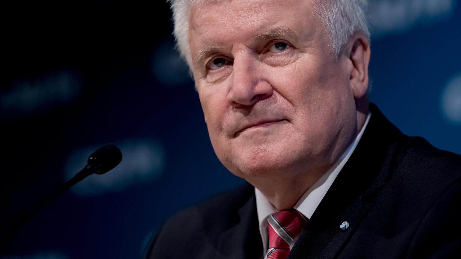 Horst Seehofer: "Hätten unsere Hausaufgaben nicht gemacht als Berufspolitiker, wenn man in einer solchen Zeit keine Regierungsbildung zusammenbringt." Horst Seehofer: "Hätten unsere Hausaufgaben nicht gemacht als Berufspolitiker, wenn man in einer solchen Zeit keine Regierungsbildung zusammenbringt."