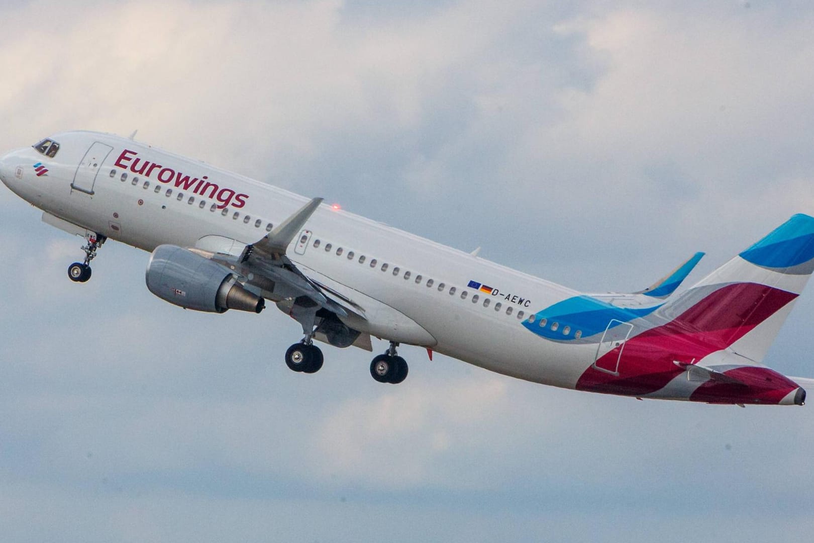 Airbus der Eurowings: Aldi kooperiert mit der Lufthansa-Tochter im Januar 2018.