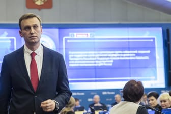 Alexej Nawalny in der zentralen Wahlkommission.
