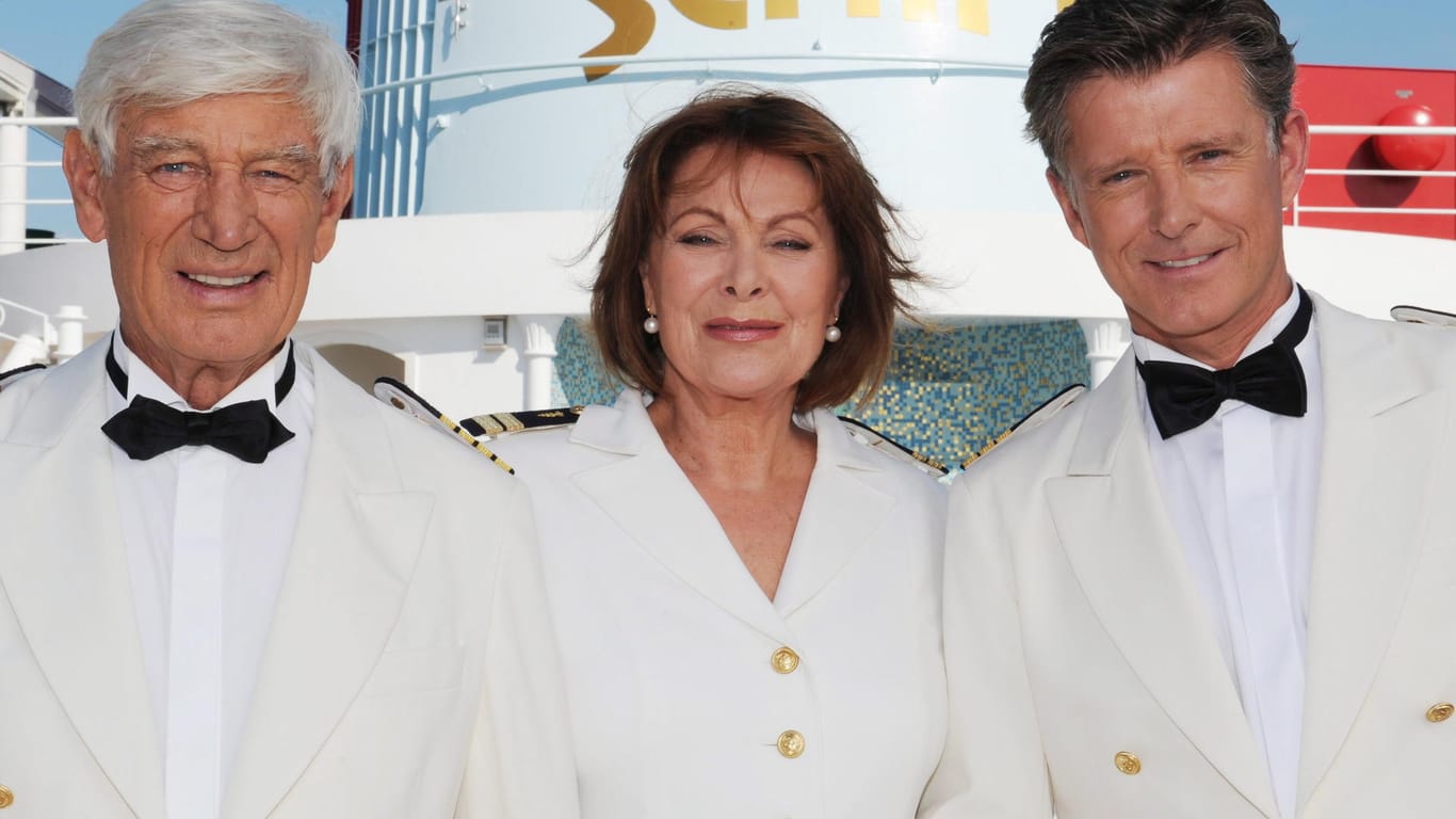 Siegfried Rauch, Heide Keller und Nick Wilder (v.l.) standen jahrelang gemeinsam für das "Traumschiff" vor der Kamera.