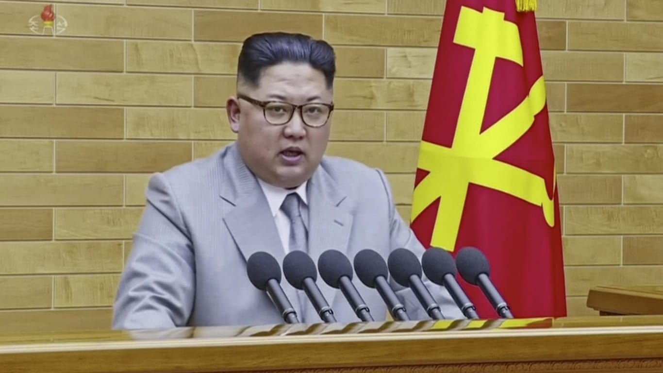 Kim Jong-un: Der nordkoreanische Machthaber deutet an, dass sein Land Sportler zu den Olympischen Winterspielen in Südkorea schicken könnte.