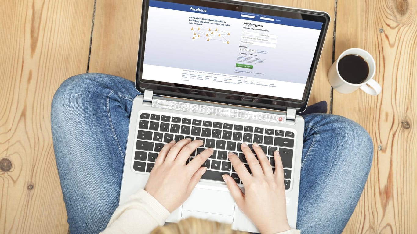 Facebook auf Laptop: Kritik an "grenzenloser Datensammlung".