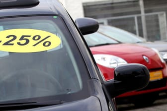 Reduzierte Autos beim Händler: 2018 werden die Rabatte für Dieselautos auslaufen. (Symbolbild)