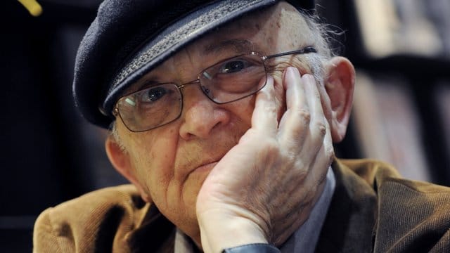 Der israelische Schriftsteller Aharon Appelfeld auf der Frankfurter Buchmesse (2008).