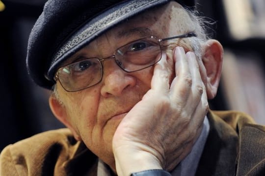 Der israelische Schriftsteller Aharon Appelfeld auf der Frankfurter Buchmesse (2008).