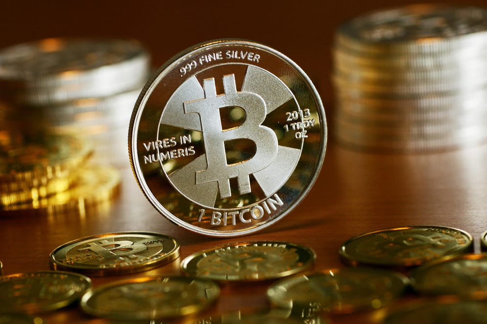 Bitcoin-Münze: Digital errechnete und gespeicherte Währungen haben stark an Wert zugelegt.