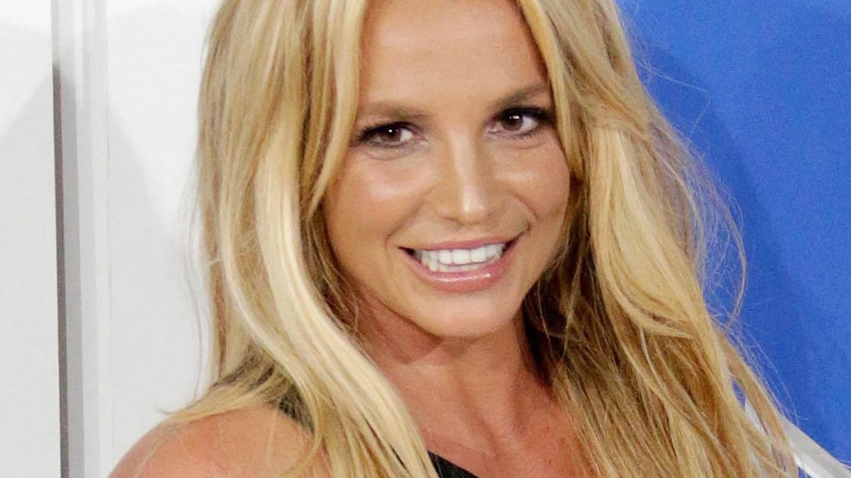 Britney Spears: Die Sängerin präsentiert gerne in Bikinis oder knapper Kleidung ihre Topfigur.