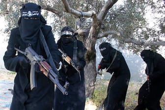 Dschihadistinnen: Viele junge Frauen folgten dem Ruf der Terrormiliz Islamischer Staat (IS) zum Dschihad in Syrien oder im Irak.