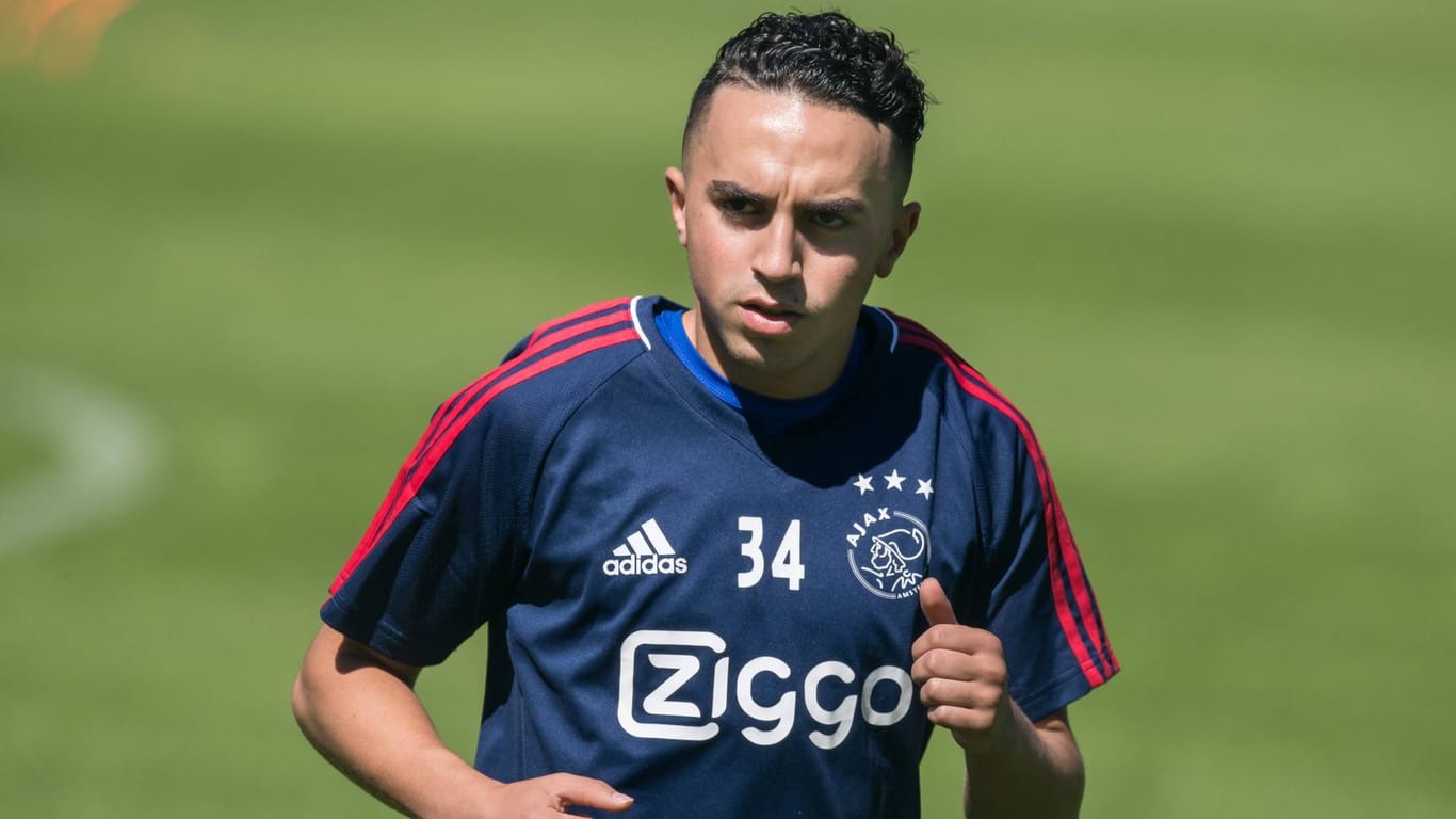 Abdelhak Nouri in der Saisonvorbereitung mit Ajax Amsterdam: Am 8. Juli gegen Werder Bremen brach er zusammen, liegt seitdem im Wachkoma.