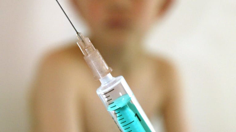 Die gesetzliche Impfpflicht sorgt in Deutschland seit geraumer Zeit für Diskussionen.