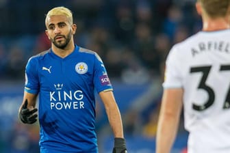 Riyad Mahrez im Trikot von Leicester City: Seit Vertrag läuft eigentlich noch bis 2020, aber es sieht nicht danach aus, dass er ihn erfüllt.