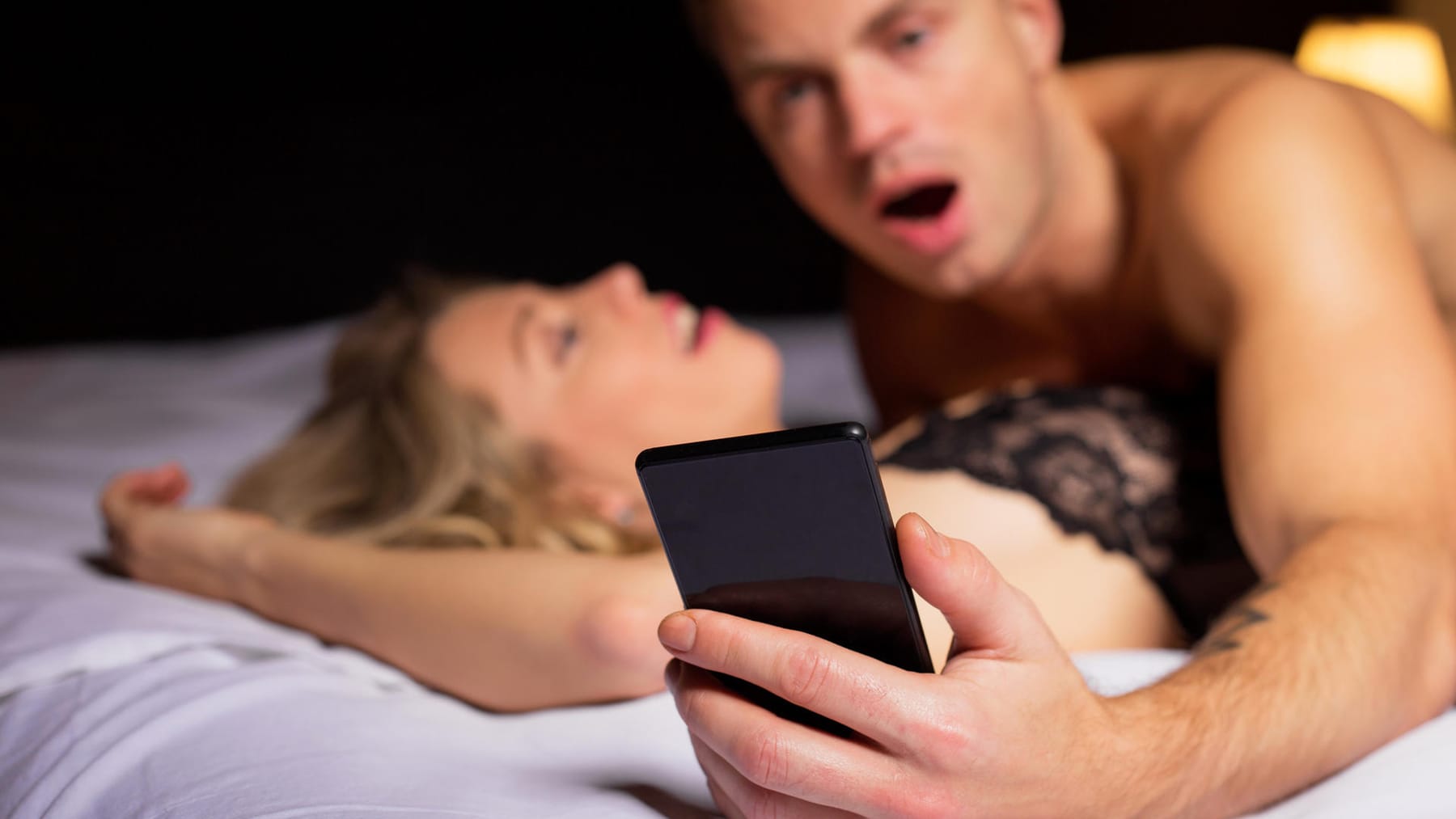 Gestellte Fotos Bei diesen Sexfotos werden Sie nur mit dem Kopf schütteln können Bild