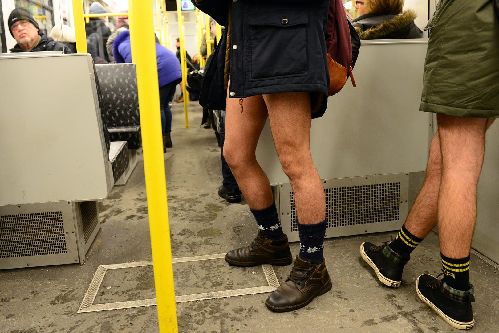Teilnehmer ohne Hose in der U-Bahn: Auch im milden Winter ziemlich ungewöhnlich.