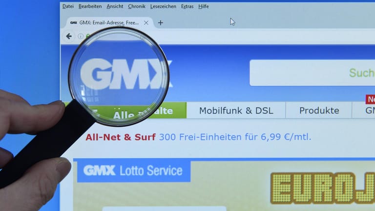 GMX-Webseite: Verbraucherschützer nehmen Abos unter die Lupe.