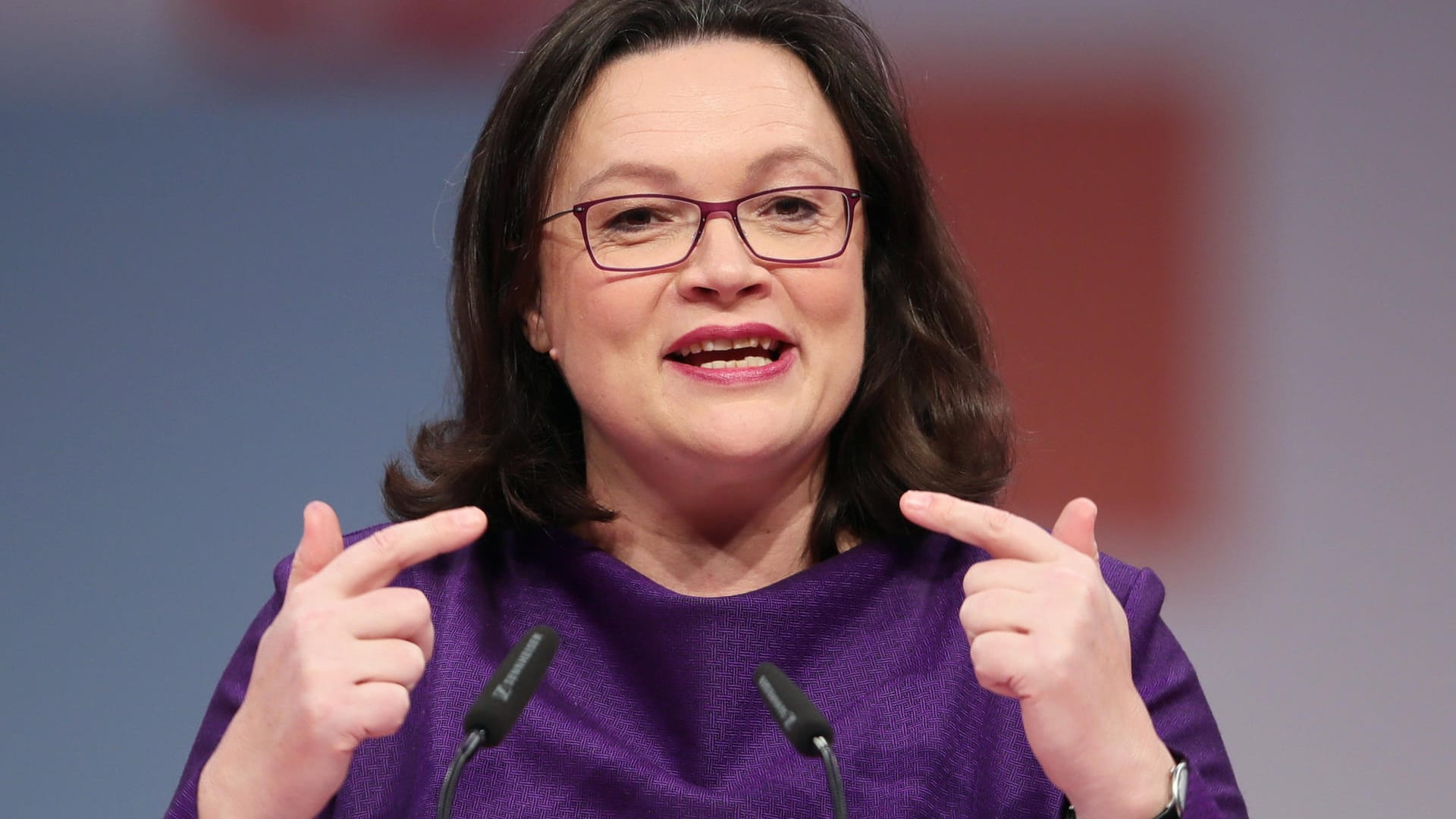 Andrea Nahles: Die Fraktionsvorsitzende der SPD setzt sich vehement für das "Arbeitslosengeld Q" ein.