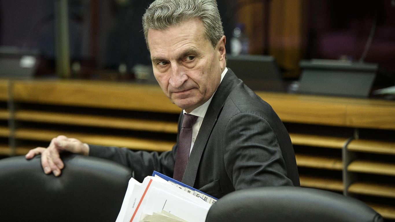 Der deutsche EU-Kommissar Günther Oettinger: Als Ministerpräsident brachten ihn mutmaßliche Mafia-Kontakte in Bedrängnis.