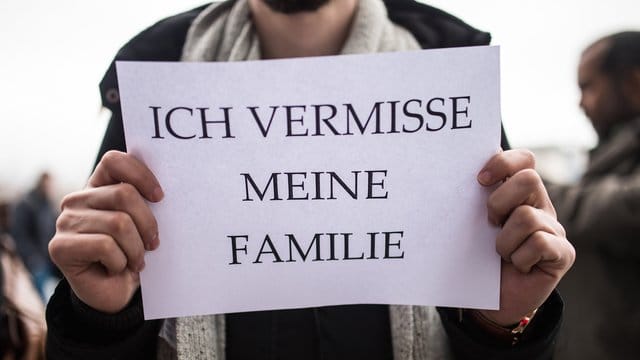 Der Familiennachzug von Flüchtlingen ist einer der größten Stolpersteine für eine mögliche GroKo. Der Familiennachzug von Flüchtlingen ist einer der größten Stolpersteine für eine mögliche GroKo.
