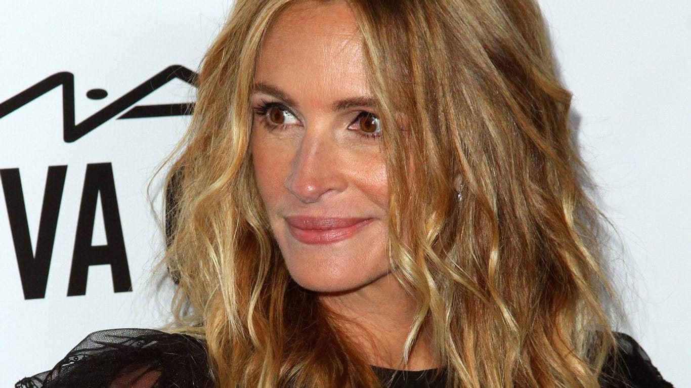 Julia Roberts: Seit ihrer Rolle in "Pretty Woman" trug sie die Haare nicht mehr rot.