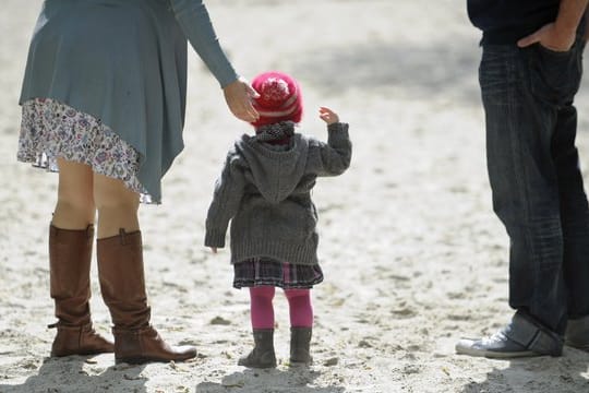 Das Elterngeld Plus soll helfen, Teilzeitarbeit und Elterngeldbezug zu kombinieren.