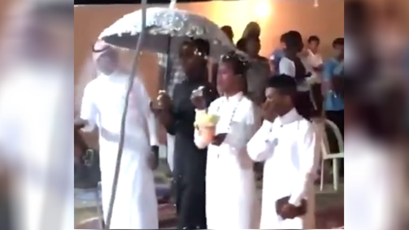 Szenen einer Hochzeitsfeier: Die Polizei in Saudi-Arabien nahm deshalb mehrere Männer fest, darunter das Paar.