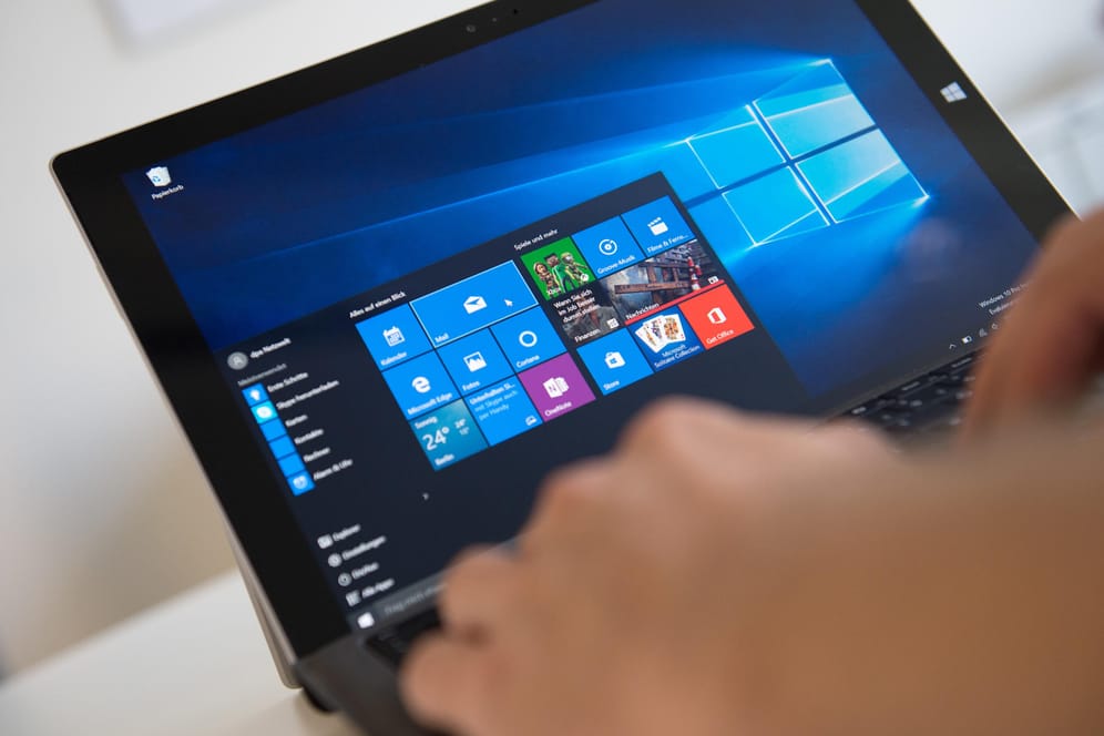 Laptop mit Windows-10-Betriebssystem: Manche Nutzer berichteten von Problemen nach dem jüngsten Sicherheits-Update.