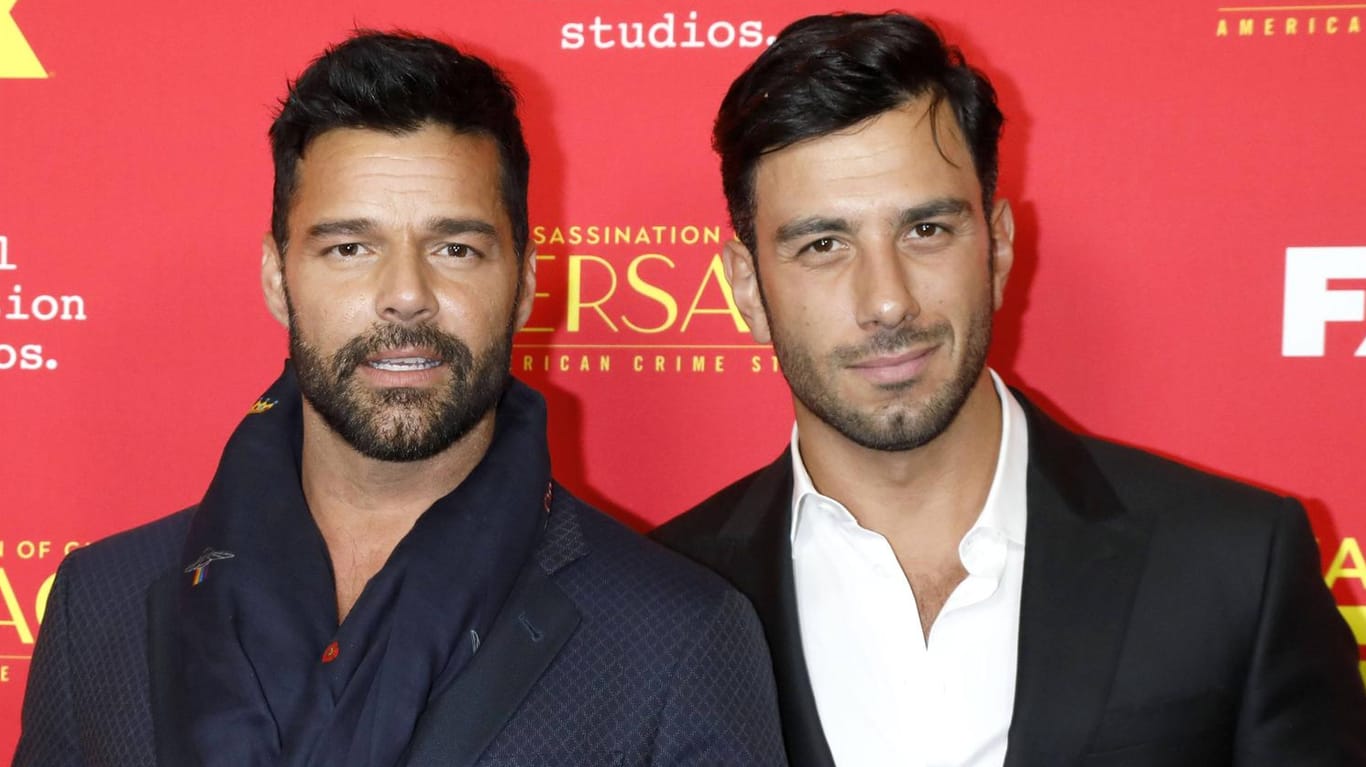 Sänger Ricky Martin mit seinem frisch angetrauten Ehemann Jwan Yosef.