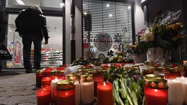Die 15-Jährige war am 27. Die 15-Jährige war am 27.