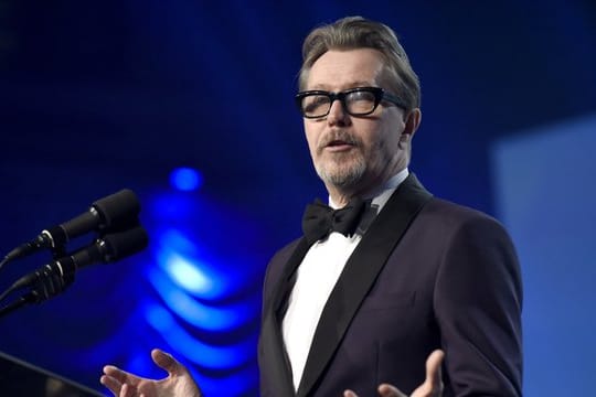 Gary Oldman hat als Winston Churchill gerade einen Golden Globe gewonnen.