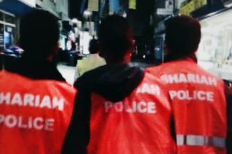 Screenshot der "Scharia-Polizei"-Aktion: Der Vorfall in Wuppertal hatte 2016 bundesweit Aufsehen erregt.