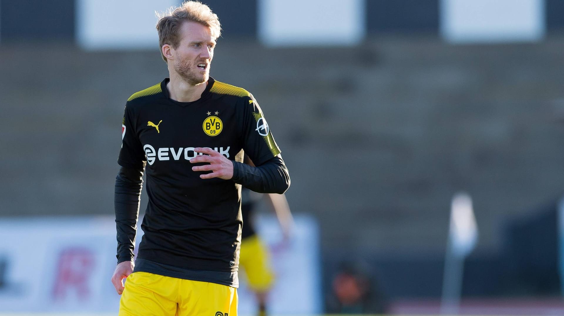 André Schürrle im Trikot des BVB: Der Nationalspieler steht in der Kritik.