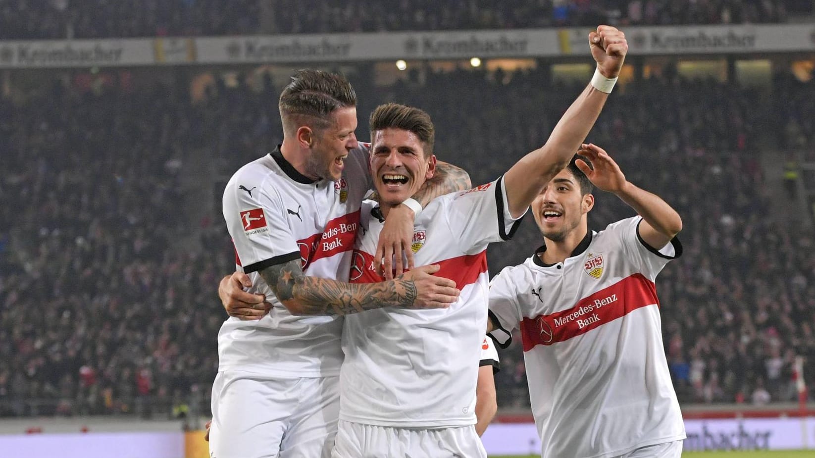 Jubel bei Mario Gomez: Der Rückkehrer verhalf dem VfB Stuttgart zum Sieg gegen Hertha BSC. Jubel bei Mario Gomez: Der Rückkehrer verhalf dem VfB Stuttgart zum Sieg gegen Hertha BSC.