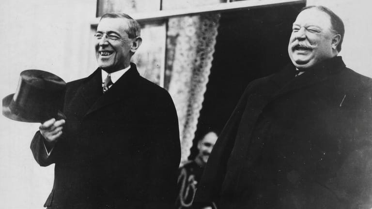 Woodrow Wilson (l.), schon gewählt, und sein Amtsvorgänger Taft: Wilson gab die Neutralität der USA auf – und wollte die Welt neu ordnen.