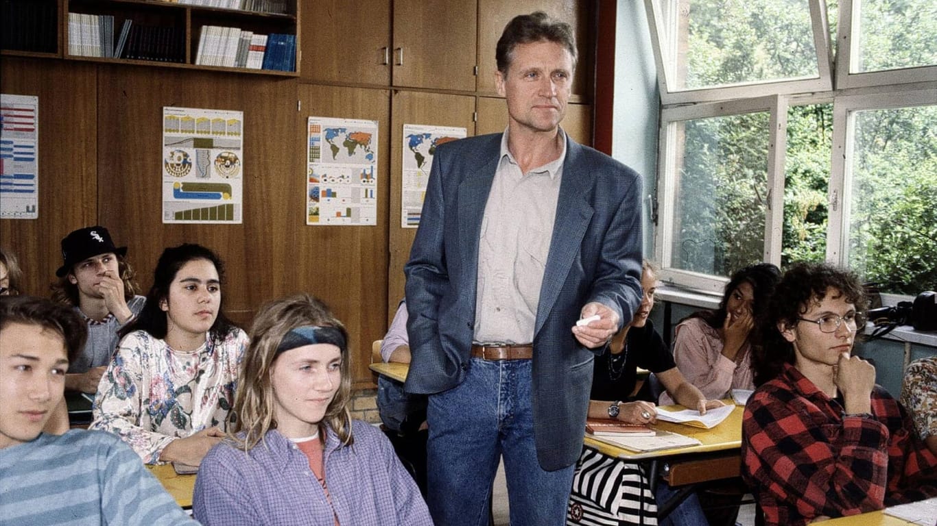 Robert Atzon: In "Unser Lehrer Doktor Specht" wurde er zum TV-Liebling.