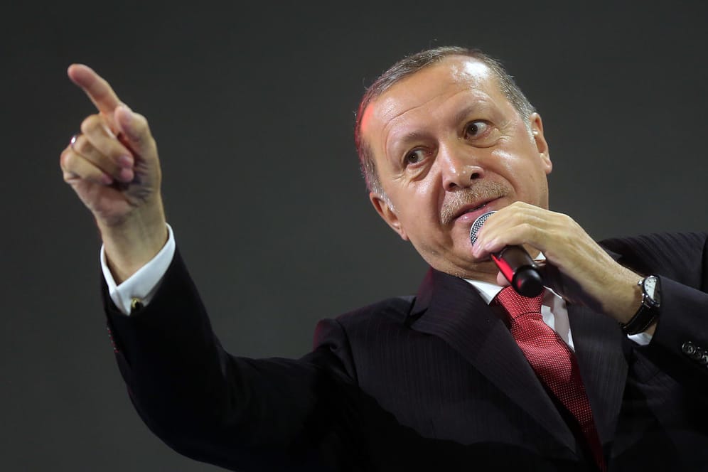 Recep Tayyip Erdogan in Istanbul: Der türkische Präsident geht in der Syrien-Politik auf Konfrontationskurs mit den USA.