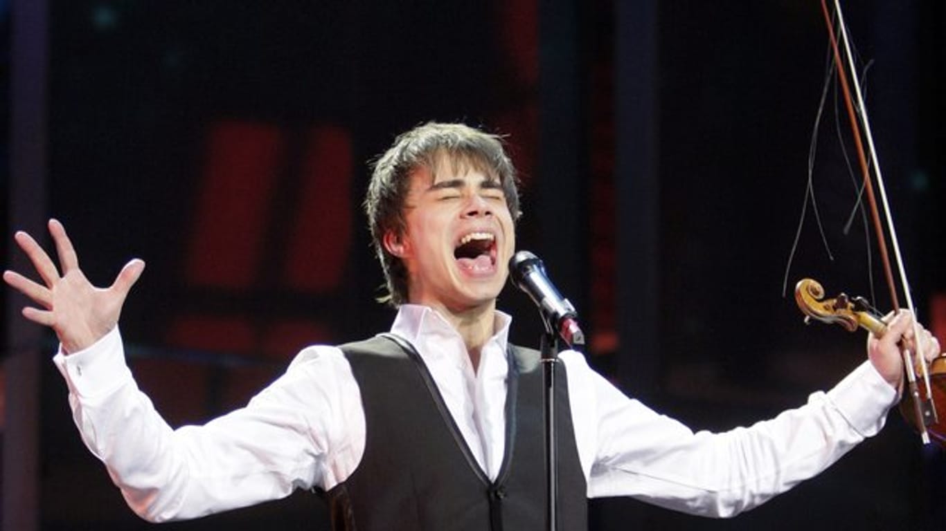 Der Sänger Alexander Rybak 2009 beim Finale des Eurovision Song Contest (ESC) in Moskau.