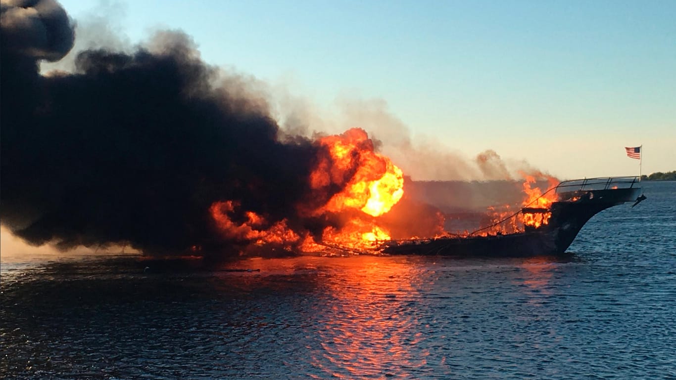 Brand auf Casino-Boot in Florida: Der Kapitän verhinderte Berichten zufolge eine größere Tragödie.
