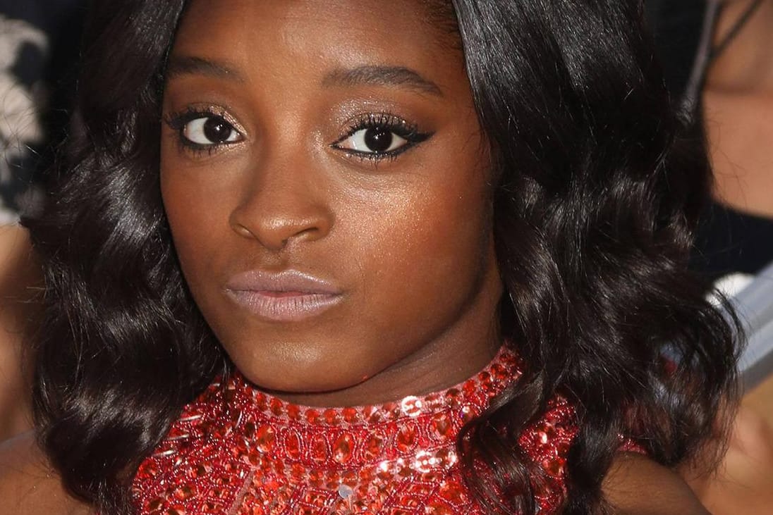 Simone Biles: Die Turnerin wirft ihrem ehemaligen Teamarzt sexuellen Missbrauch vor.