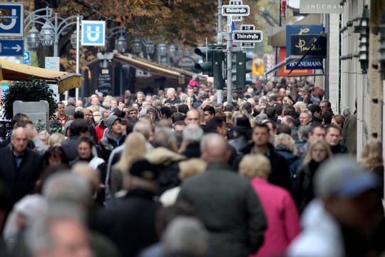82,5 Millionen Menschen lebten Ende 2016 in Deutschland.