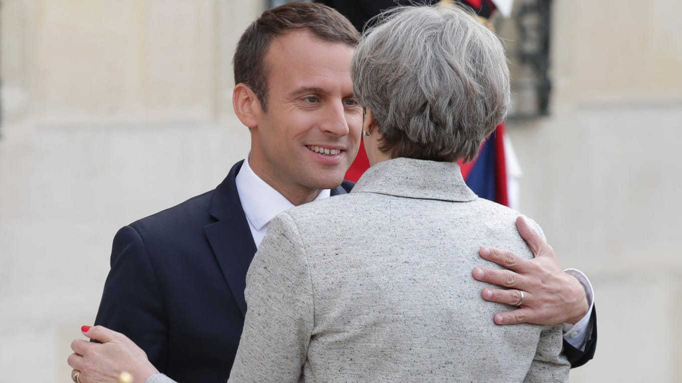 Der französische Präsident Emmanuel Macron und die britische Premierministerin Theresa May: Zusammen wollen sie das Verhältnis von Großbritannien und Frankreich nach dem bevorstehenden Brexit beschließen.