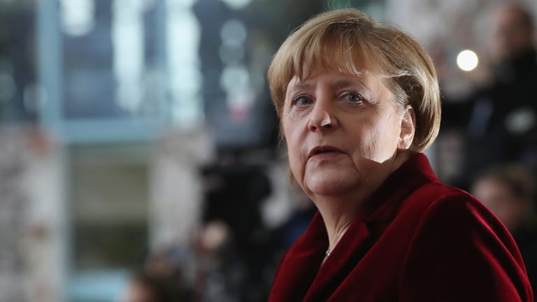 In der CDU gibt es offene Diskussionen um die Zukunft von Angela Merkel.