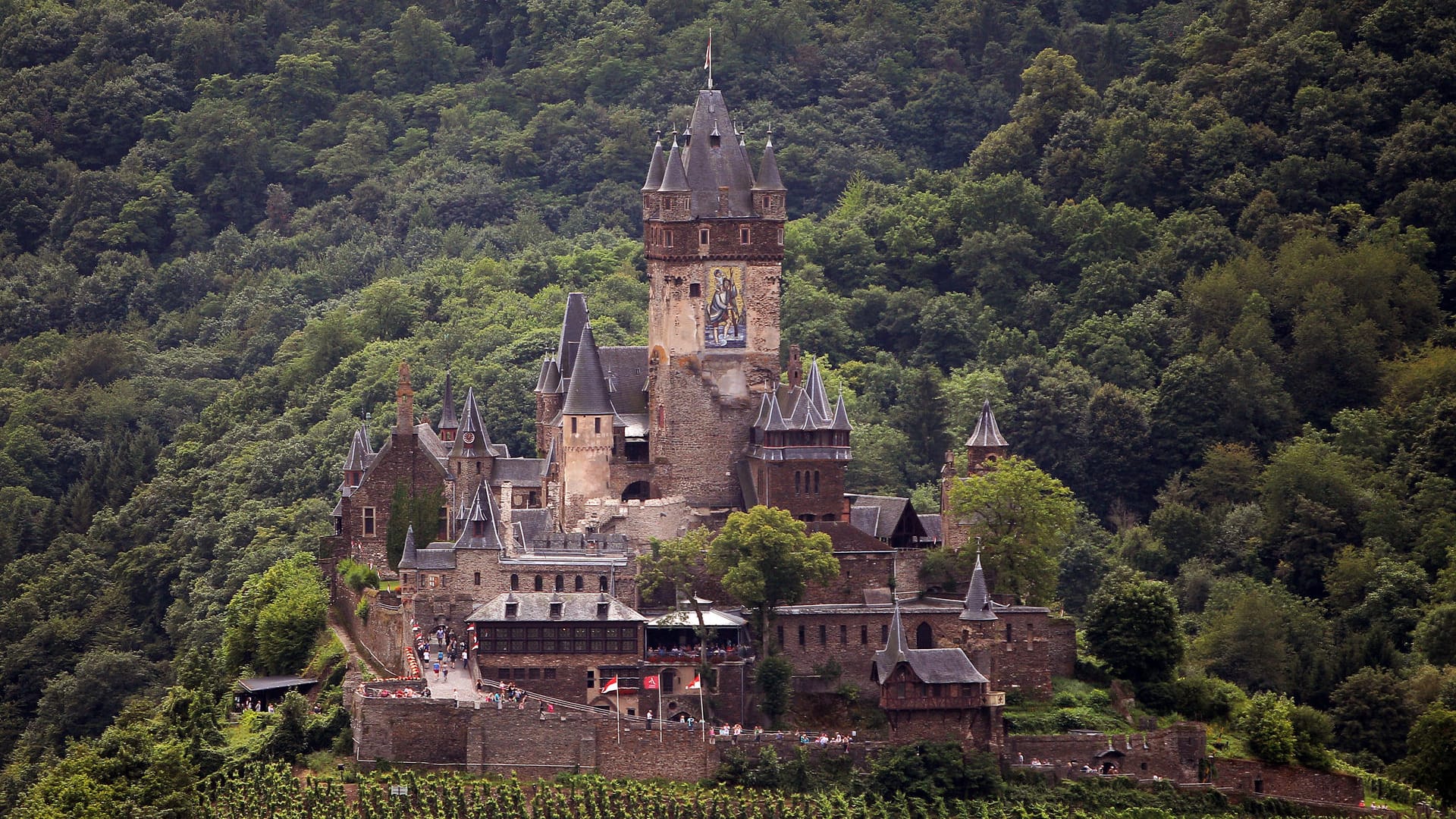 Reichsburg Cochem: Ein Verein hat mit dem Zählen der Burgen in Deutschland begonnen. Es wird aber wohl noch zehn Jahre dauern, bis alle gezählt sind.