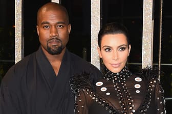 Kanye West und Kim Kardashian: Sie sind zum dritten Mal Eltern geworden.